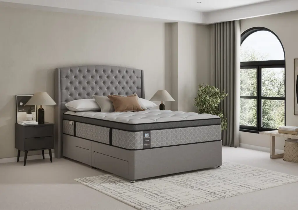Elevate Merivale roomset